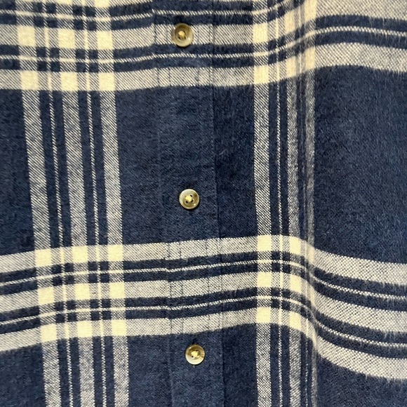 J.Crew Men’s Navy Plaid Flannel Shirt with Suede Elbow Patches - Size M - Picture 3 of 15